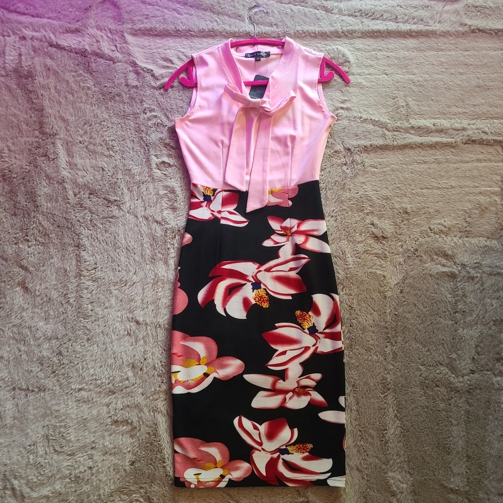 Dress with tie neck